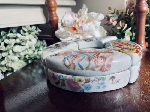 Very rare vintage porcelain circle of crescent trinket boxes