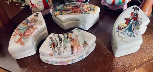 Very rare vintage porcelain circle of crescent trinket boxes