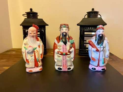 The three feng shui gods of wealth are Fuk, Luk, and Sau