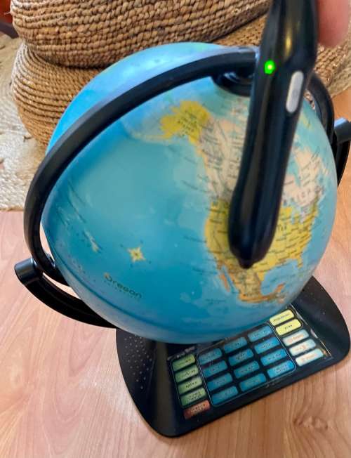 Oregon scientific Interactive talking smart globe.