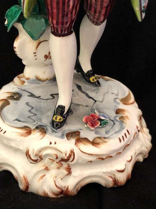 Victorian style figurine(PORC360) Italy