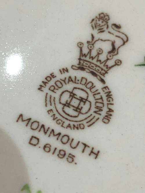 Royal Doulton Monmouth Cake plate(PORC207)