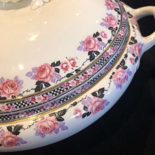 Graftonware lidded tureen