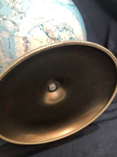 World globe large((MIS477)