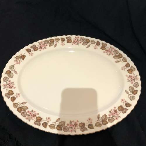 Royal Albert Linden Lea dinner service