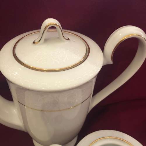 Noritake demitasse coffee set(PORC L1)