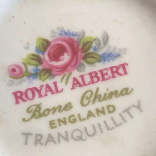 Royal Albert Teanquility trio
