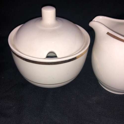 Continental creamerand sugar bowl(PORC733)