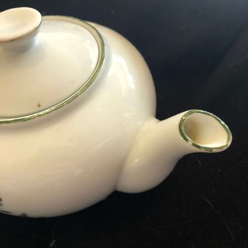 Wiesenthal Lavender teapot(PORC996)