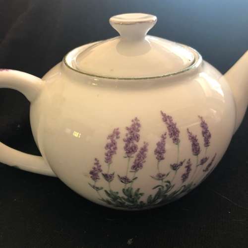 Wiesenthal Lavender teapot(PORC996)