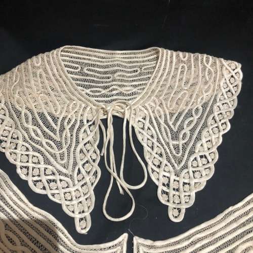Crochet Victorian collar and cuffs set