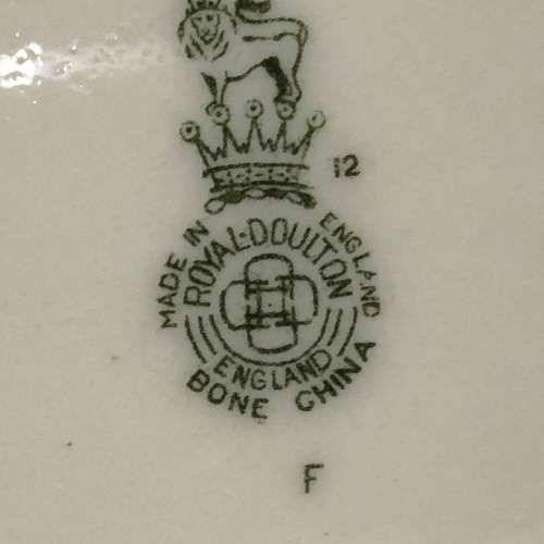 Plate Royal Doulton display