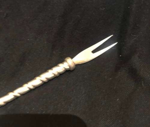 Diana Carmichael pickle fork(C)