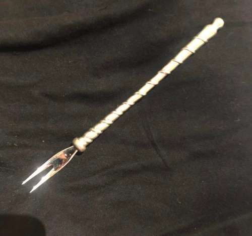 Diana Carmichael pickle fork(C)