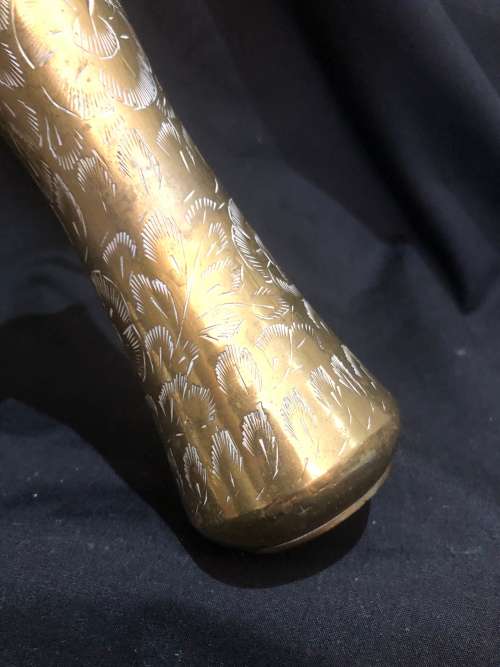 vase brass