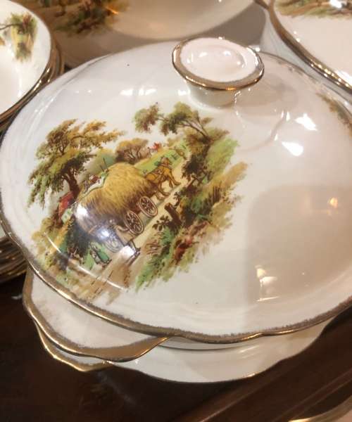 Dinner set/serviceAlfred Meakin Hayride dinner service 8 place