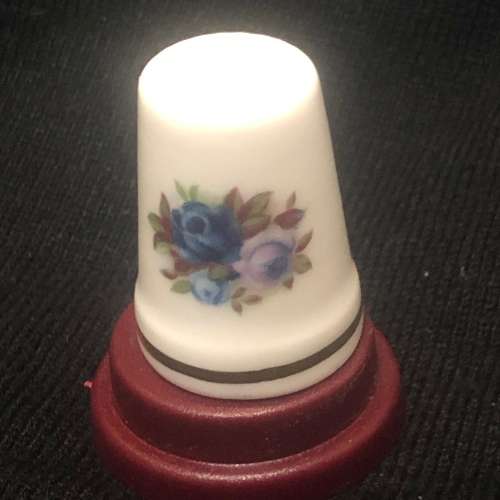 Thimble Royal Albert Moonlight Rose