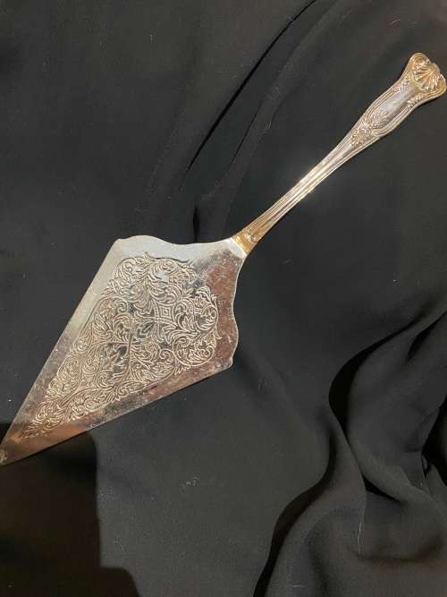 Cake lift Kings Pattern(J)