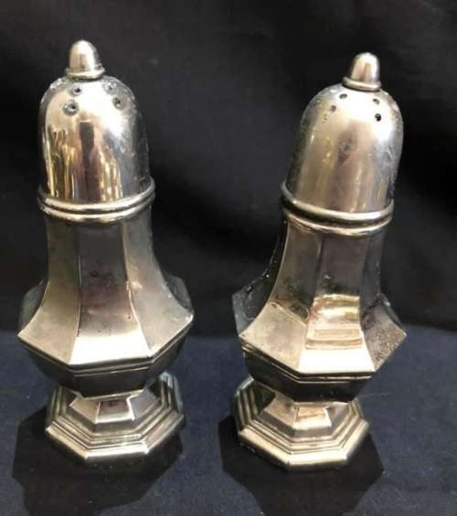 Salt pepper set