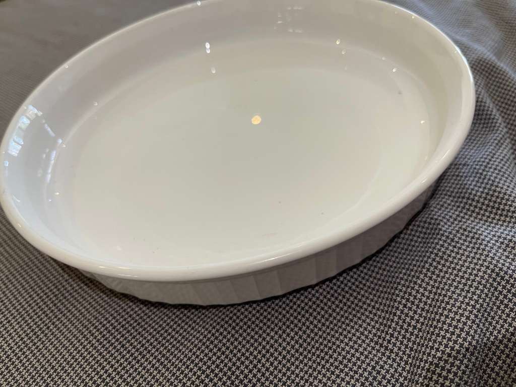 Bowl Corningware pie dish