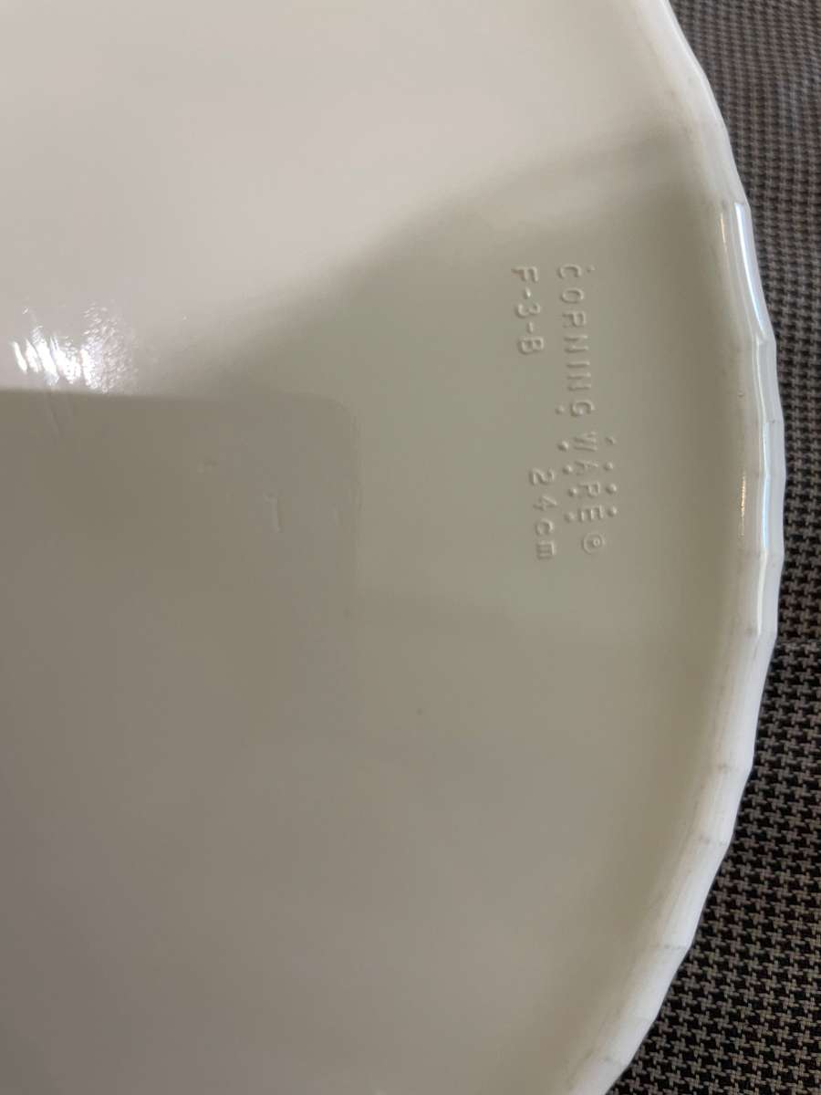 Bowl Corningware pie dish