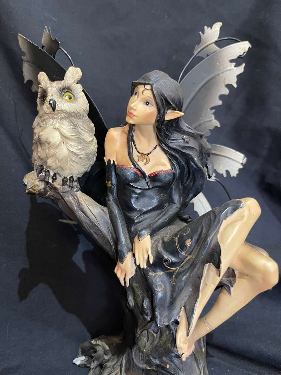 Figurine fairy