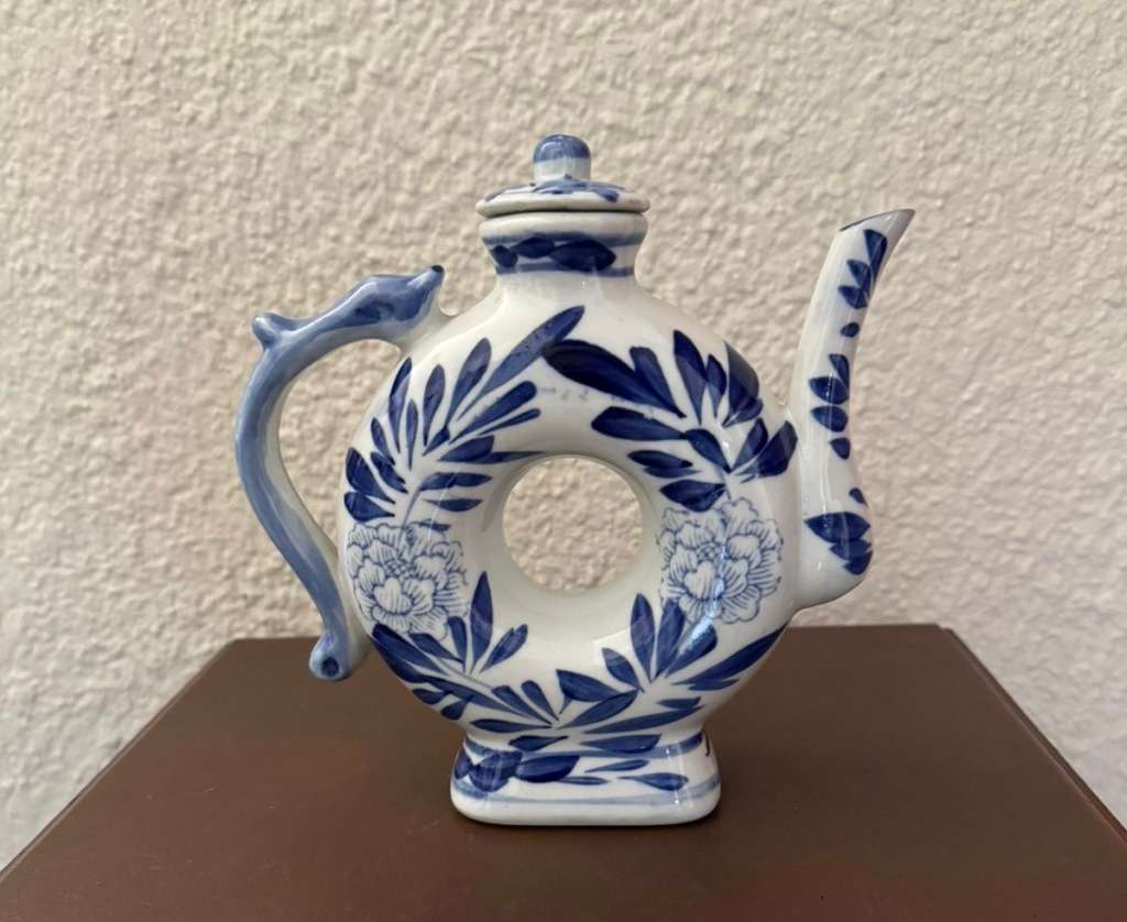 Teapot Oriental