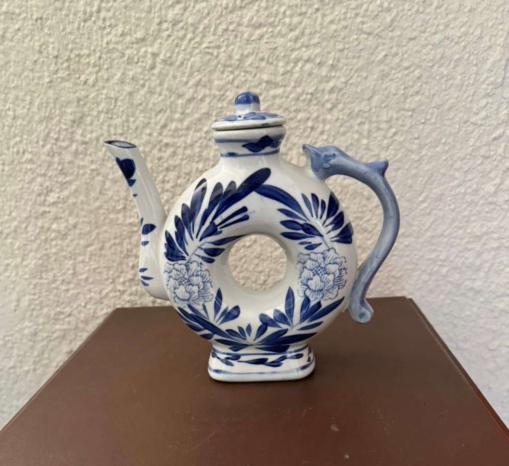 Teapot Oriental