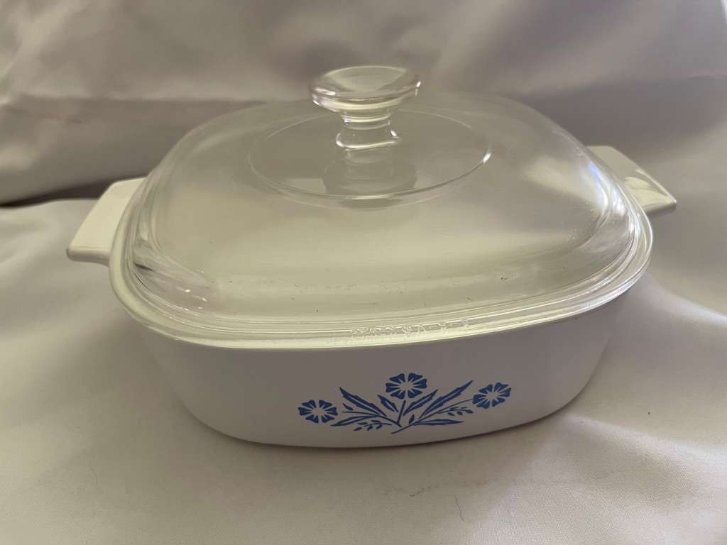 Oven dish Corningware