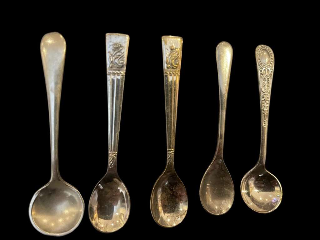 Spoons mustard/salt each(A-F)