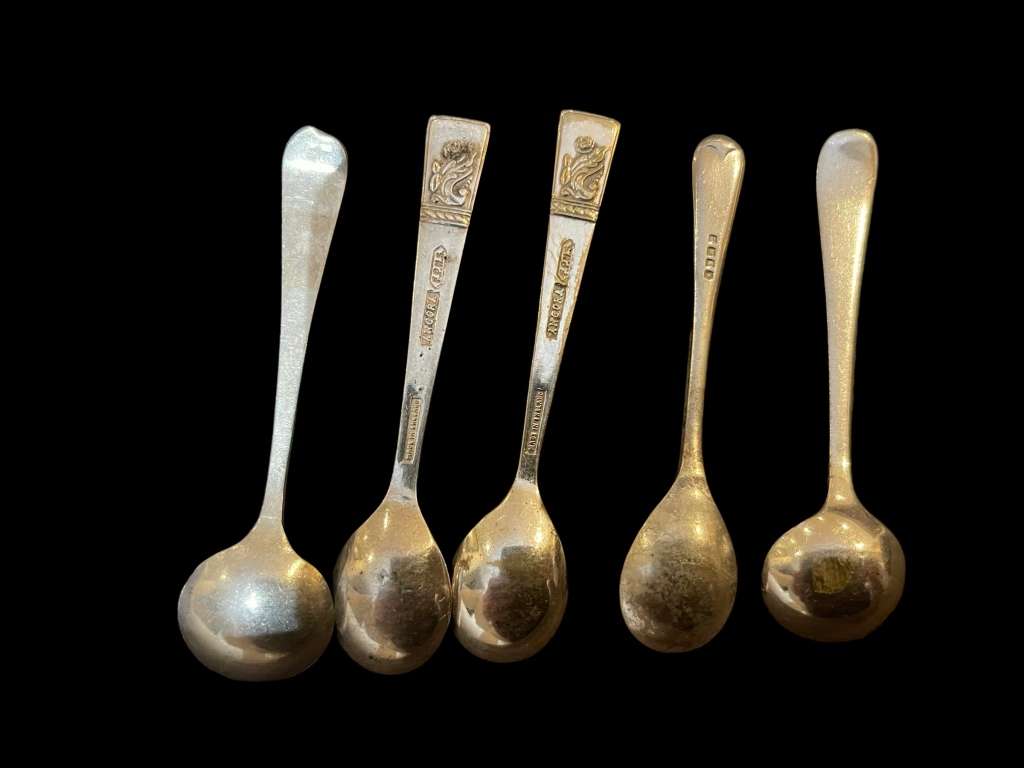 Spoons mustard/salt each(A-F)