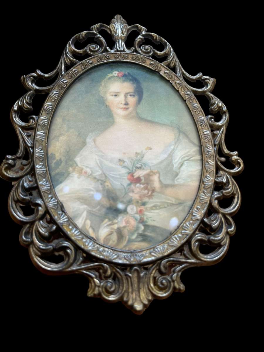 Wall hangings Italy each