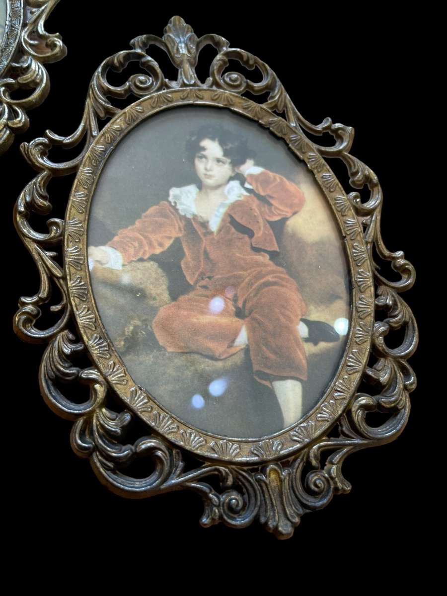 Wall hangings Italy each