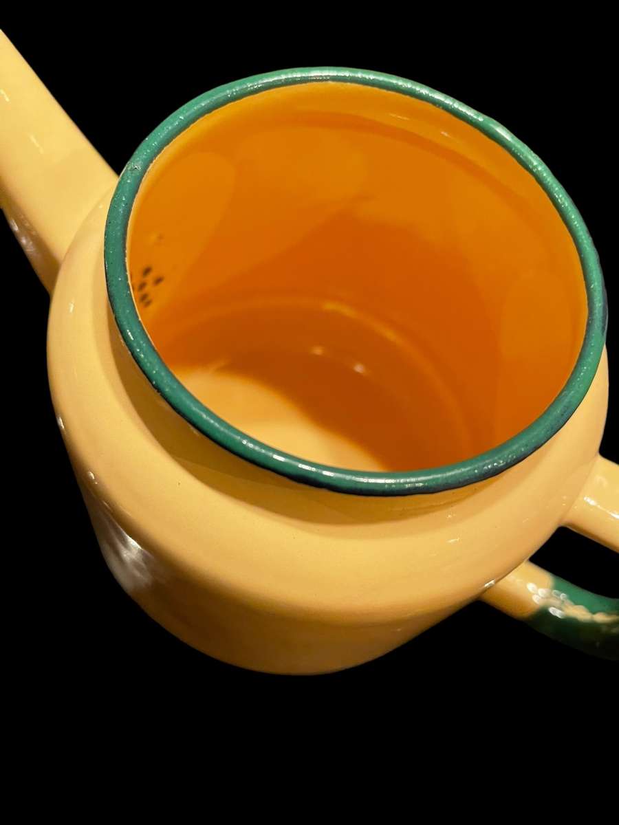 Teapot enamel