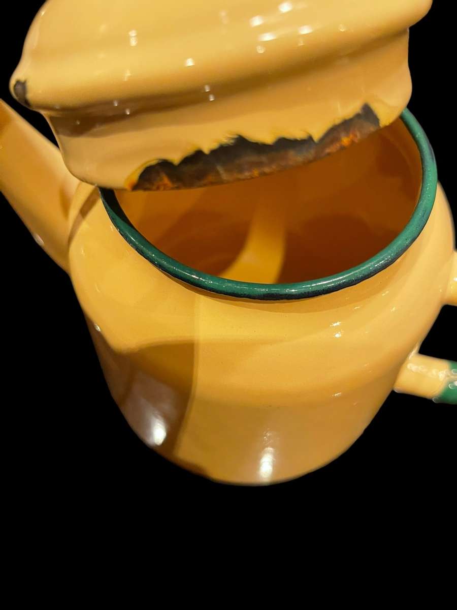 Teapot enamel