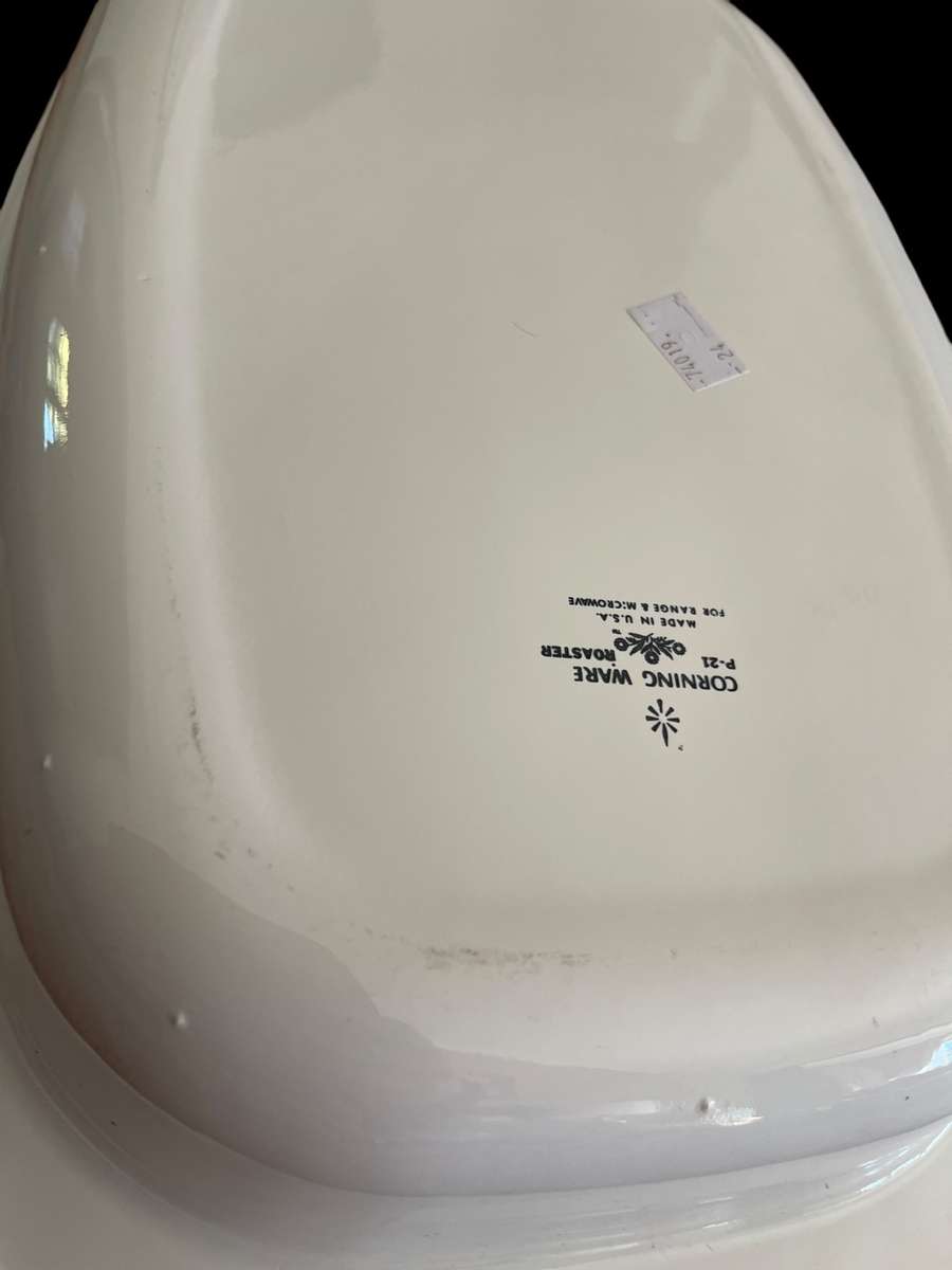 Oven dish Corningware each(C)