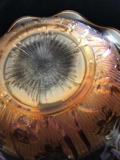 Carnival Glass BowlMAKE OFFER(GLS151)