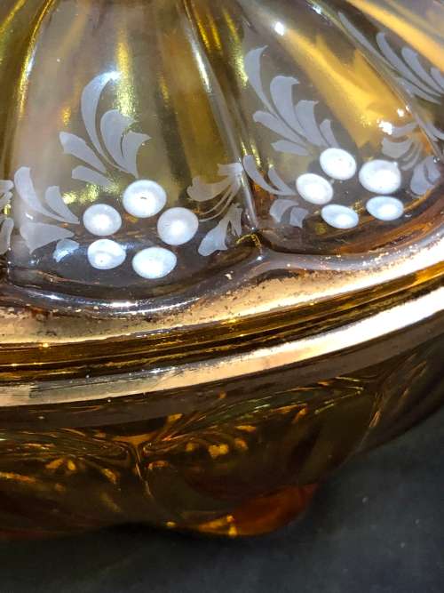 Venetian (?) Lidded BowlMAKE OFFER(GLS143)