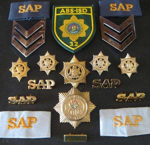 Selrction of S.A. Police badges and insignia