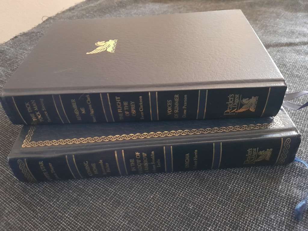 Readers Digest Condensed 2 book bundle