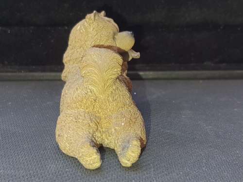 A CHOW DOG MADE IN THE US VIRGIN ISLAND CRYSTAL WORKS FIGURINE IN ACCEPTIONAL CONDITION