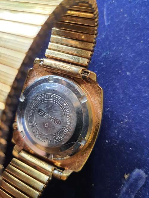 2 EXQUISITE SEIKO WRIST WATCHES