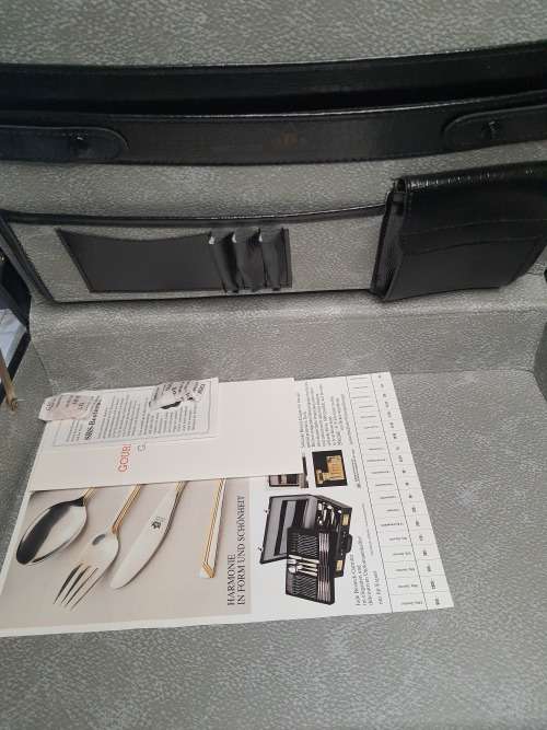 A BRAND NEW GERMAN SBS LEATHER BRIEF CASE SOLD AS IS