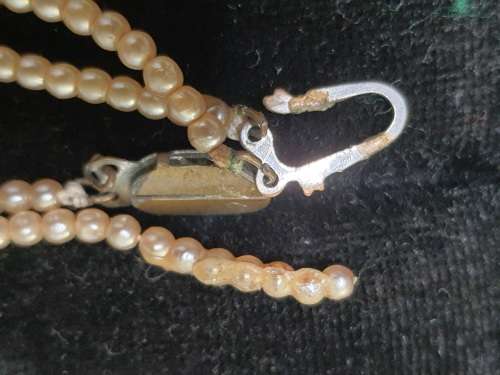 A VINTAGE JOBLOT CULTURED PEARL NECKLACES SOME MAY NEED NEW CLASPS SOLD AS IS