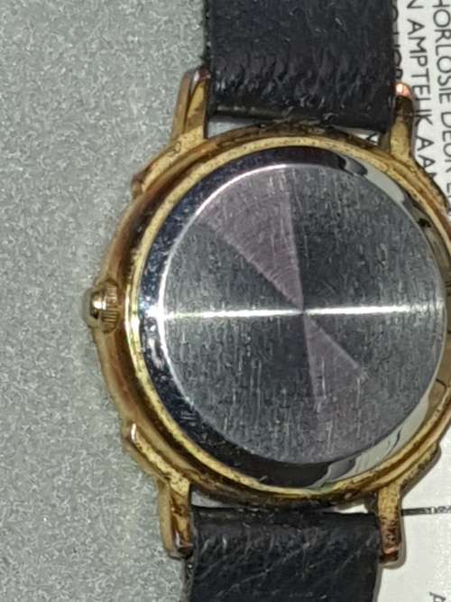 A GENUINE VINTAGE LADIES LANCO QUARTZ IN ITS ORIGINAL BOX SOLD AS IS NOT TESTED