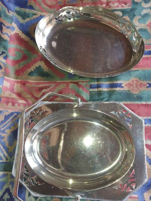 2 VINTAGE SERVING BASKETS SILVER PLATED