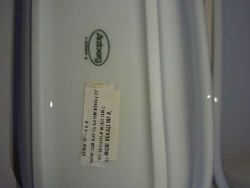 A SET OF TWO ARZBERGE FROM GERMANY SNACK PORCELAIN BOWLS IN ITS ORIGINAL BOXES SOLD AS IS