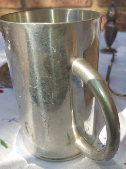 A MIXED VINTAGE JOBLOT SILVER PLATED AND PUTAL BAR UTENSILS SOLD AS IS