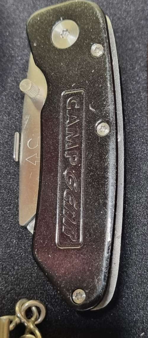 A COLLECTION FOR ALL THE MEN LIGHTERS, POCKET KNIVES AND MULTI TOOLS SOLD AS IS