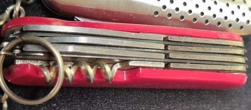 A COLLECTION FOR ALL THE MEN LIGHTERS, POCKET KNIVES AND MULTI TOOLS SOLD AS IS